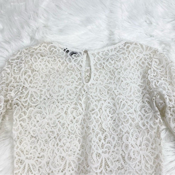Dynamite Long Sleeve Lace Top Size XS - Picture 2 of 8
